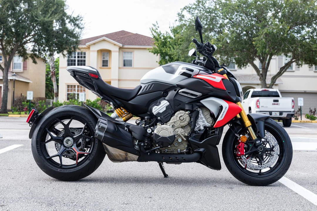 2026 Ducati Diavel - Image 3 of 31