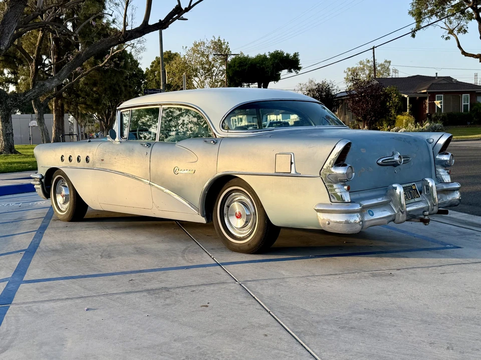 1955 Buick Century - Image 16 of 31