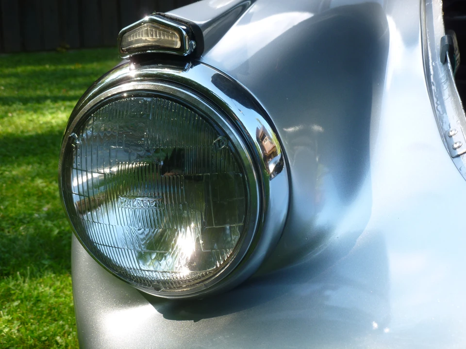 1961 Daimler SP250 - Image 12 of 31
