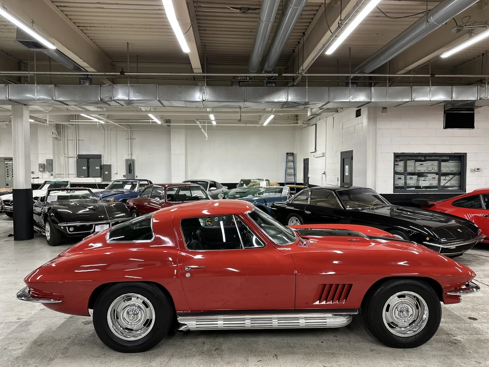 1967 Chevrolet Corvette C2 - Image 10 of 31