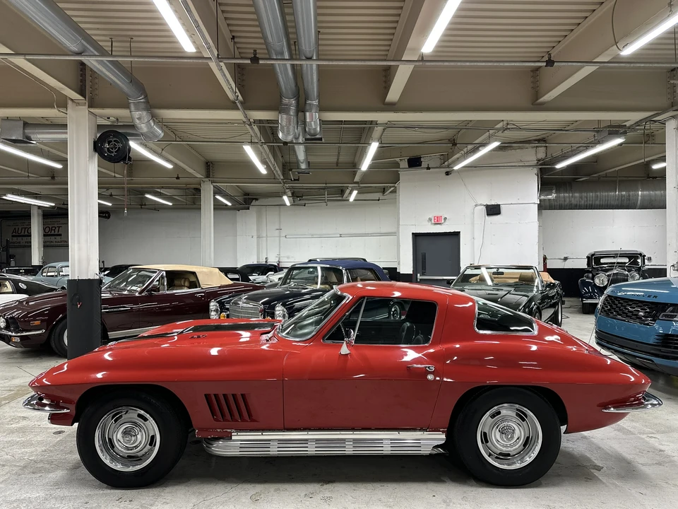 1967 Chevrolet Corvette C2 - Image 14 of 31