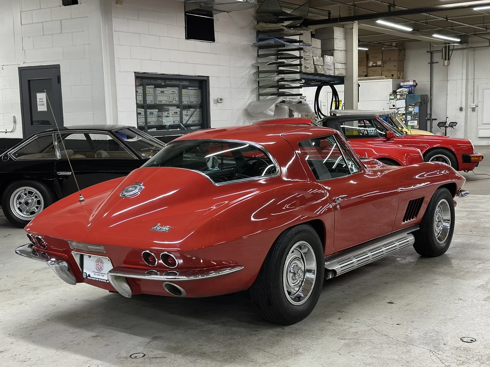 1967 Chevrolet Corvette C2 - Image 11 of 31