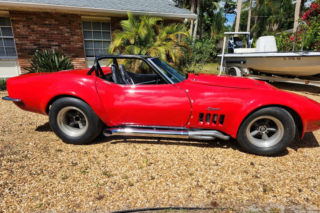 Chevrolet Corvette C3 - Image 17 of 31