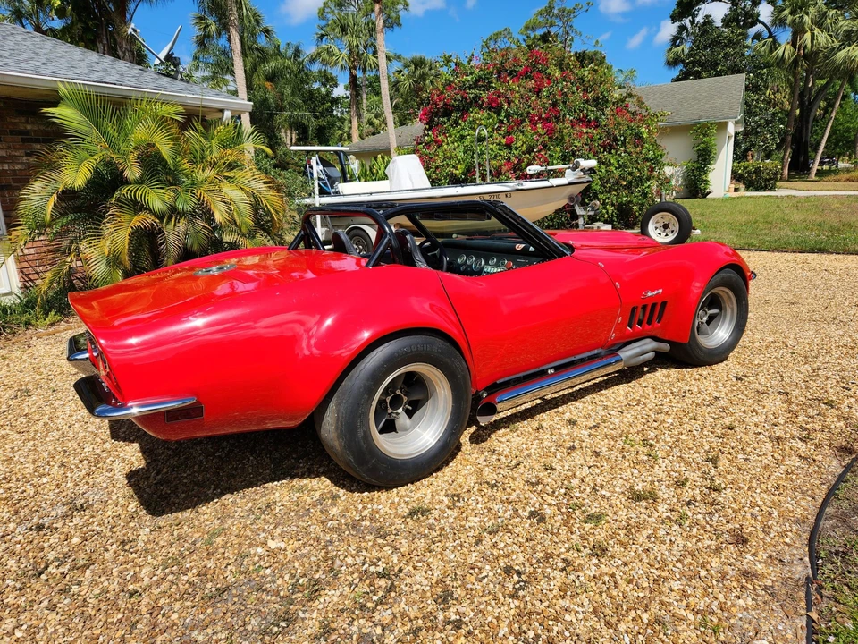 Chevrolet Corvette C3 - Image 15 of 31
