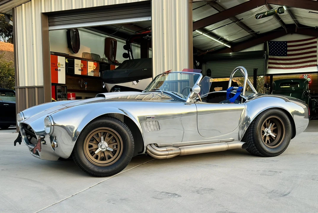 Shelby Cobra Replica - Image 6 of 31