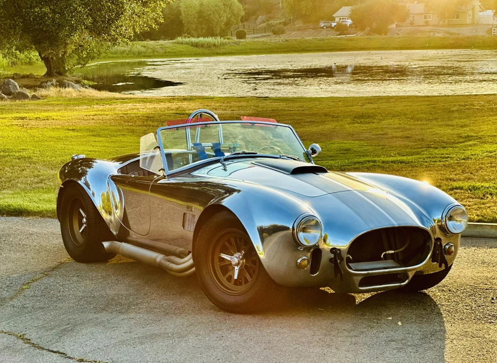 Shelby Cobra Replica - Image 25 of 31