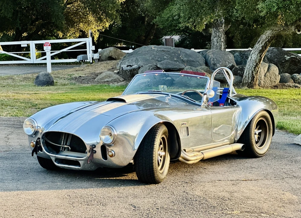 Shelby Cobra Replica - Image 10 of 31