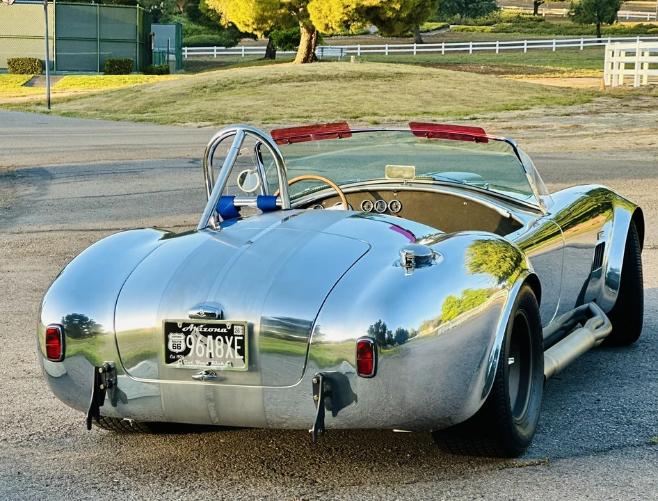 Shelby Cobra Replica - Image 18 of 31