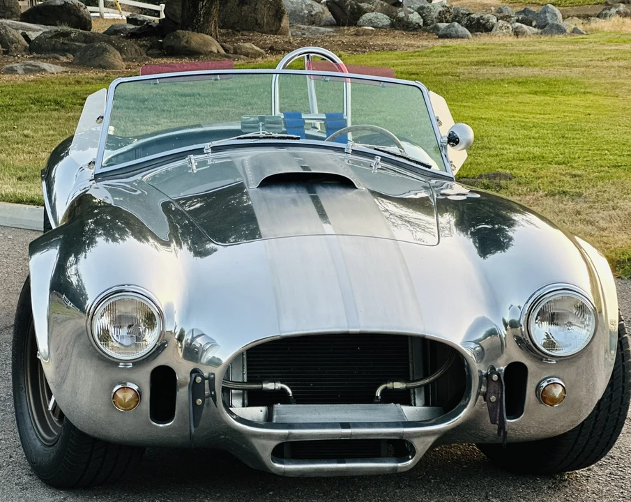 Shelby Cobra Replica - Image 7 of 31