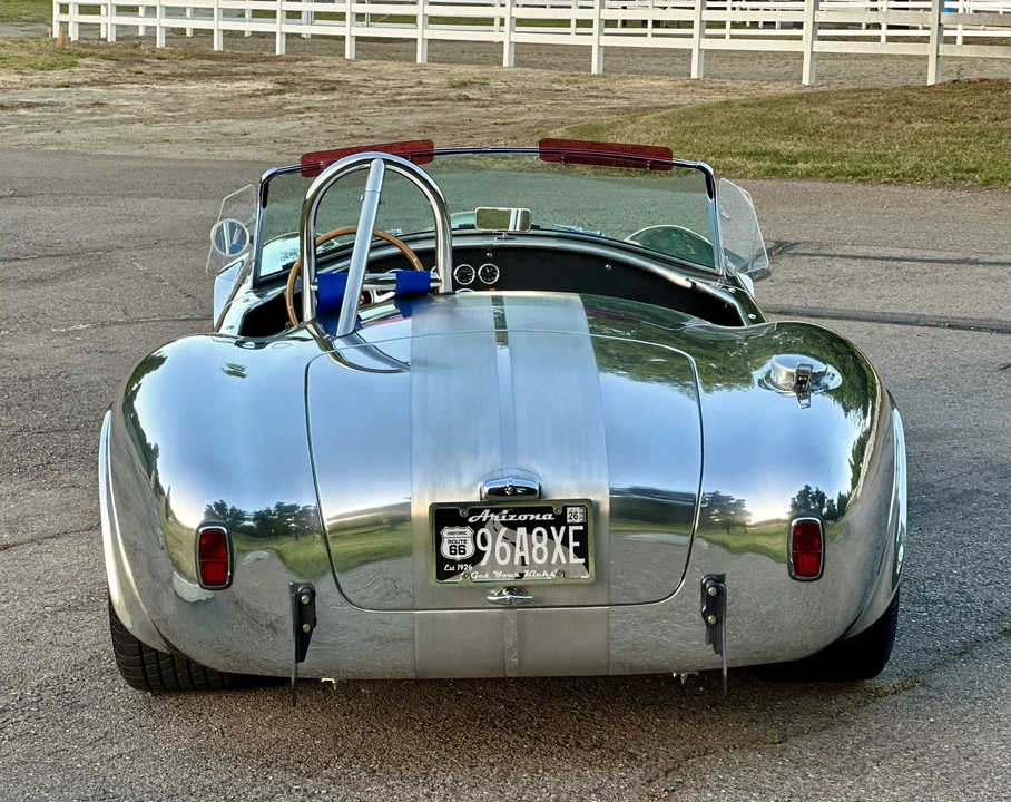 Shelby Cobra Replica - Image 17 of 31