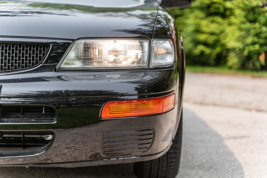1996 Nissan Maxima 4th Gen - Image 9 of 31