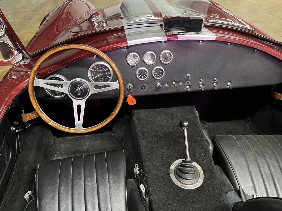 Shelby Cobra Replica - Image 22 of 31