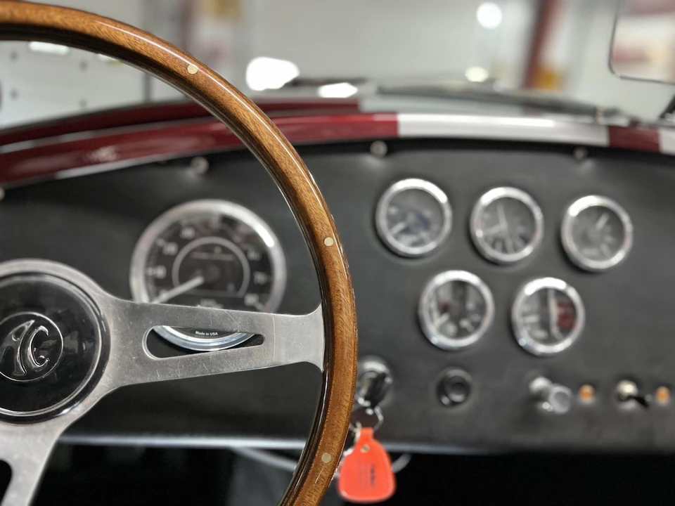 Shelby Cobra Replica - Image 24 of 31