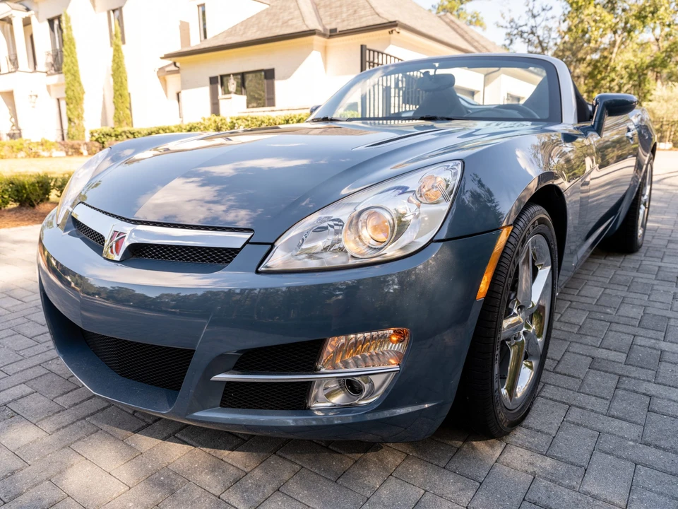 2007 Saturn Sky - Image 2 of 31