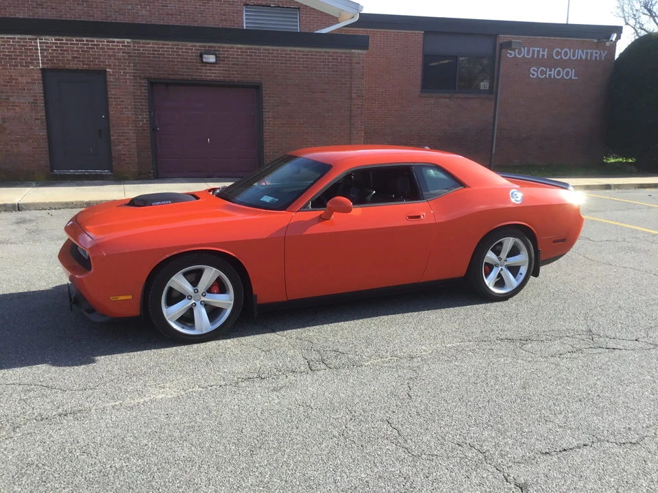 2009 Dodge Challenger SRT8 & 392 3rd Gen - Image 8 of 31