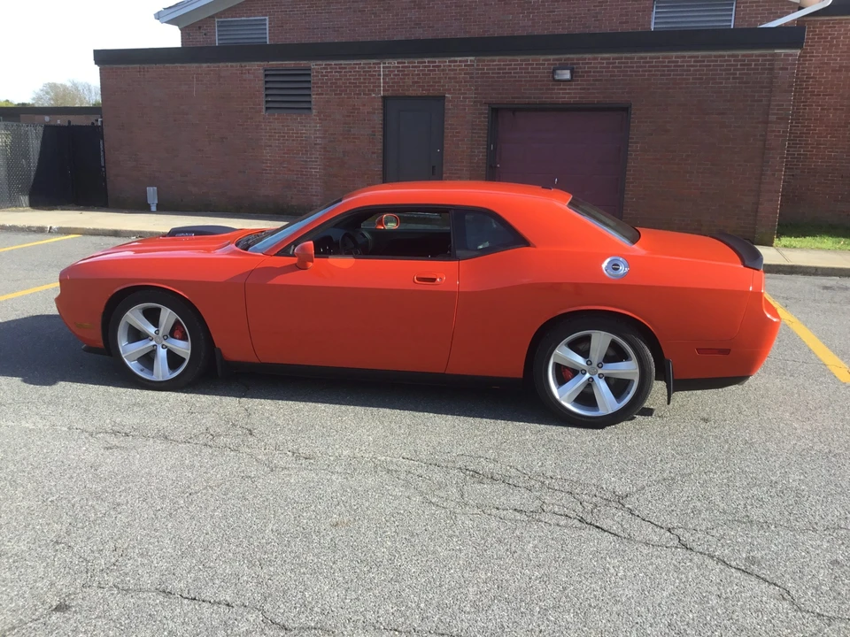 2009 Dodge Challenger SRT8 & 392 3rd Gen - Image 7 of 31
