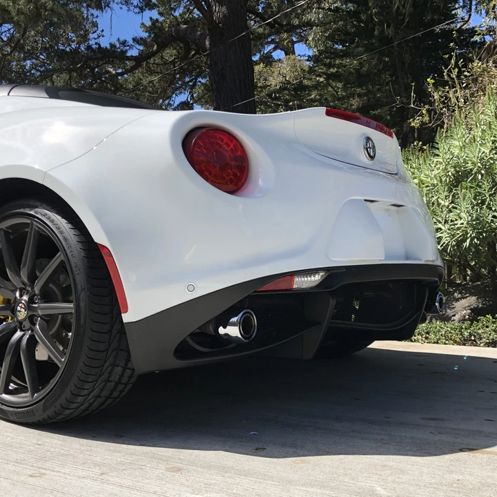 2015 Alfa Romeo 4C Spider - Image 17 of 31
