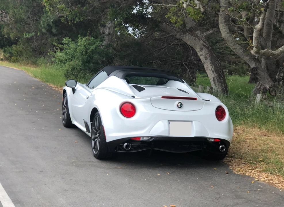 2015 Alfa Romeo 4C Spider - Image 6 of 31