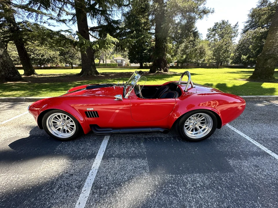 Shelby Cobra Replica - Image 7 of 31