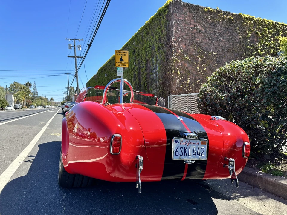 Shelby Cobra Replica - Image 12 of 31
