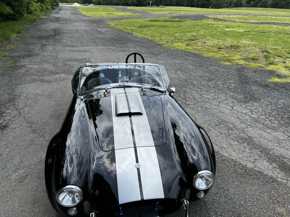 Shelby Cobra Replica - Image 20 of 31