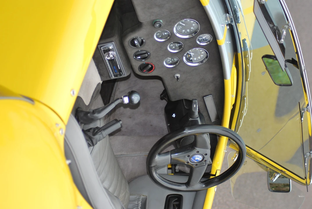 2000 AC - Image 4 of 6