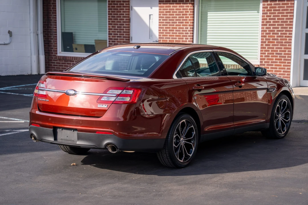 2016 Ford Taurus SHO 6th Gen - Image 15 of 31