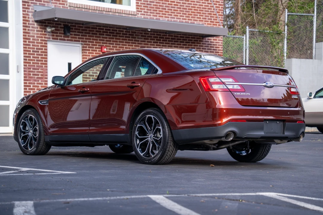 2016 Ford Taurus SHO 6th Gen - Image 9 of 31