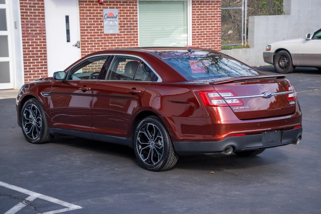 2016 Ford Taurus SHO 6th Gen - Image 11 of 31