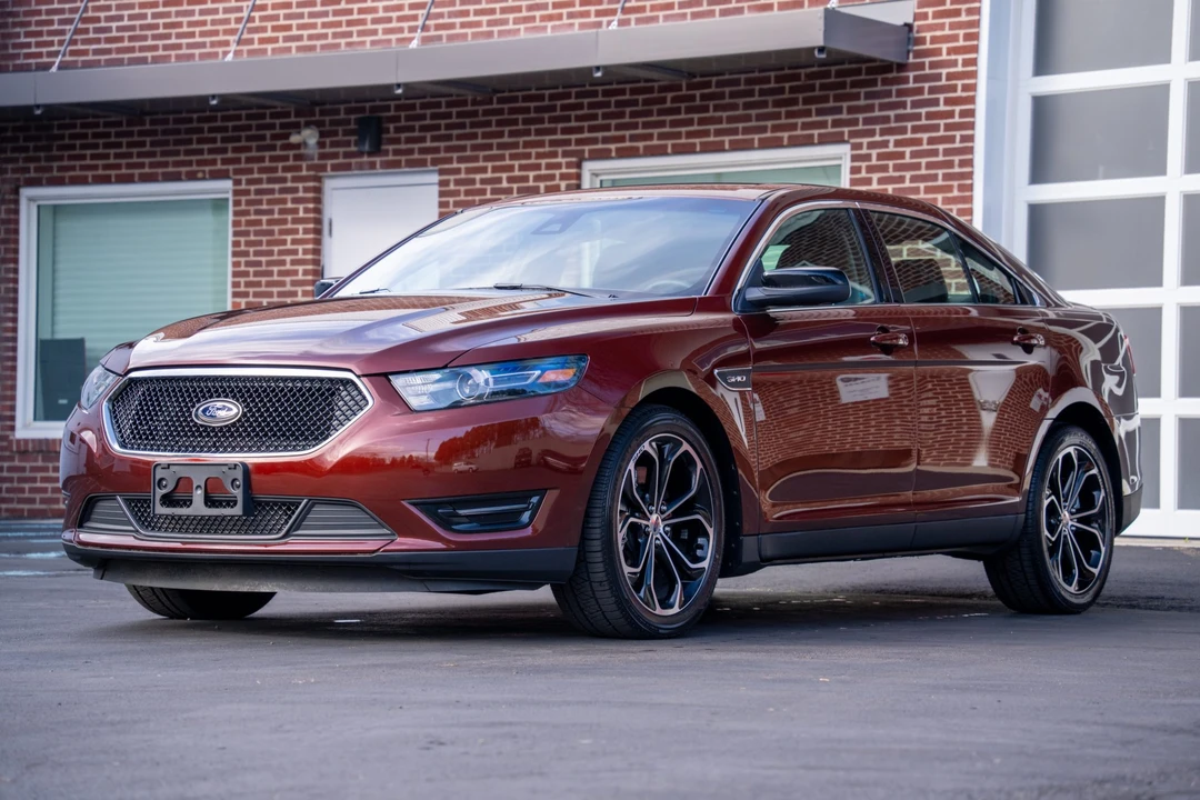 2016 Ford Taurus SHO 6th Gen - Image 3 of 31