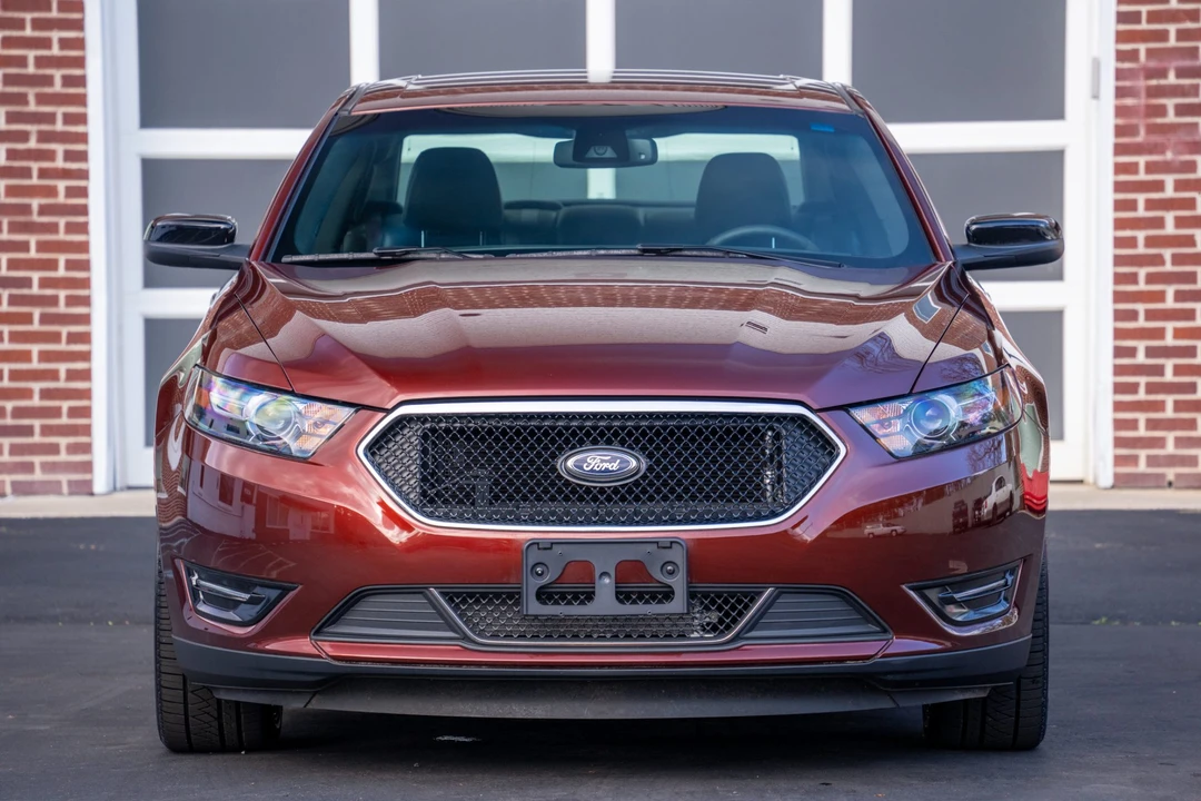 2016 Ford Taurus SHO 6th Gen - Image 24 of 31