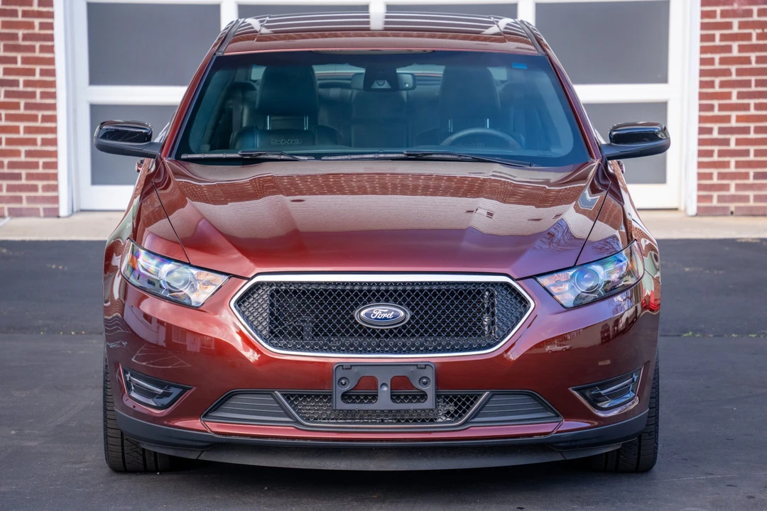 2016 Ford Taurus SHO 6th Gen - Image 26 of 31