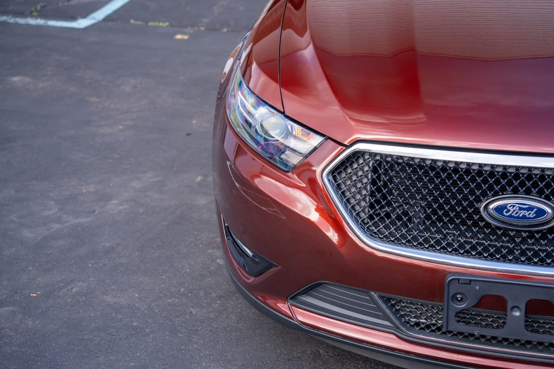 2016 Ford Taurus SHO 6th Gen - Image 30 of 31