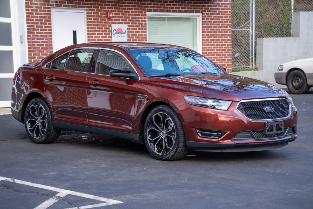2016 Ford Taurus SHO 6th Gen - Image 22 of 31
