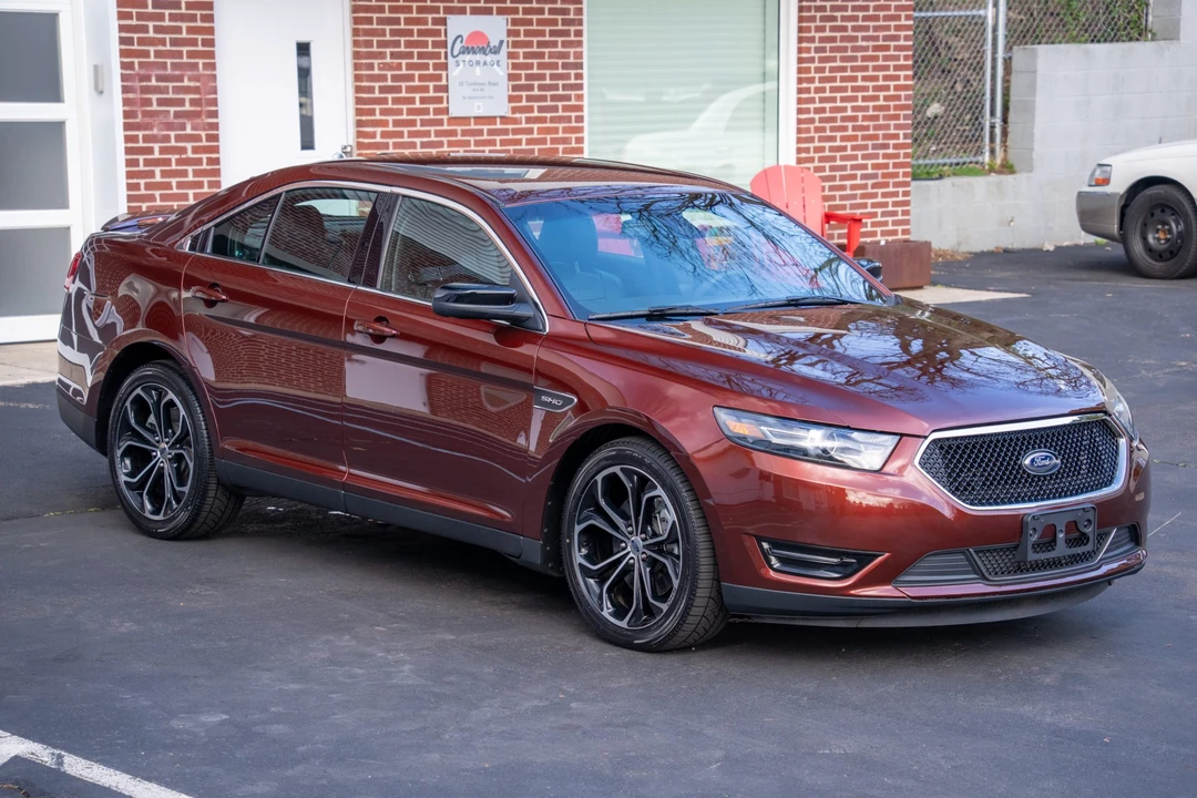2016 Ford Taurus SHO 6th Gen - Image 23 of 31