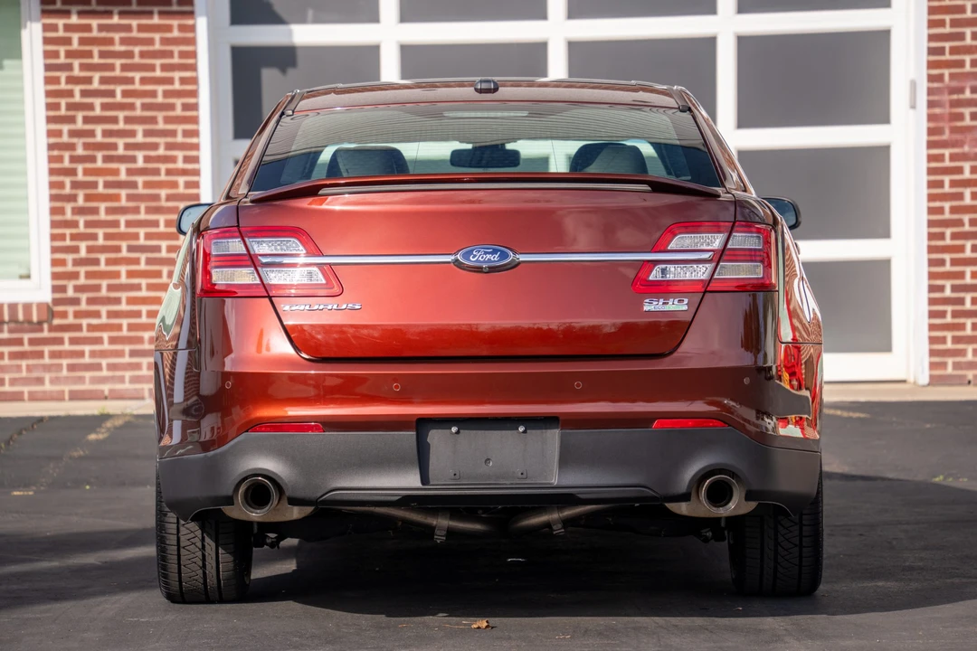 2016 Ford Taurus SHO 6th Gen - Image 12 of 31