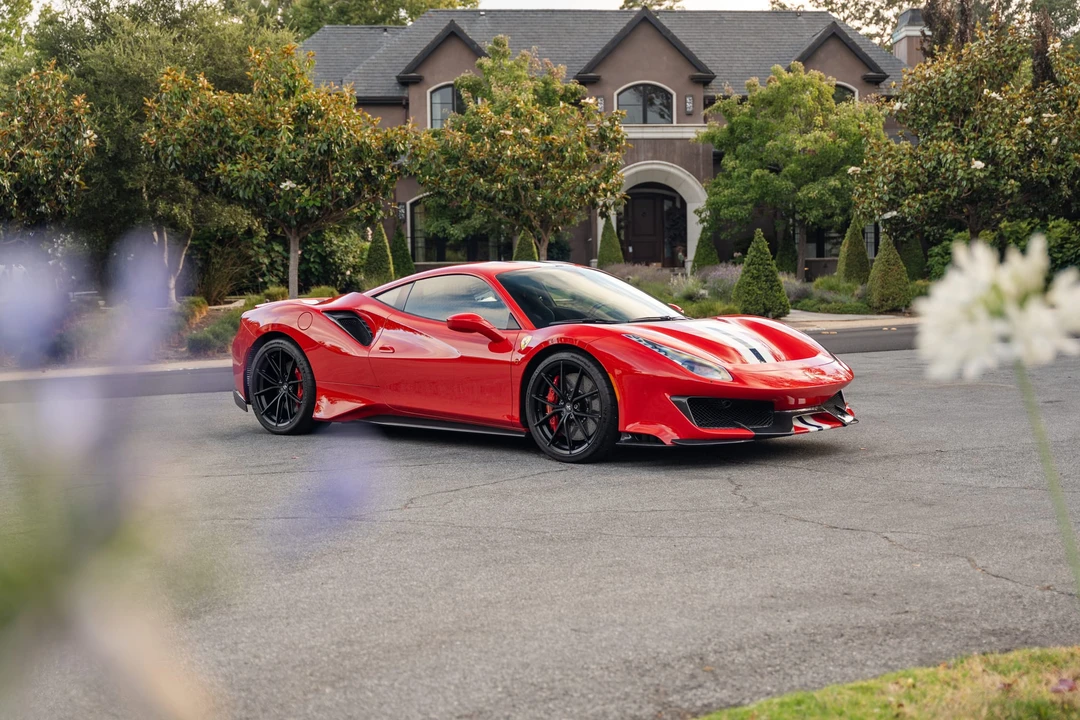 2020 Ferrari 488 Pista - Image 14 of 31