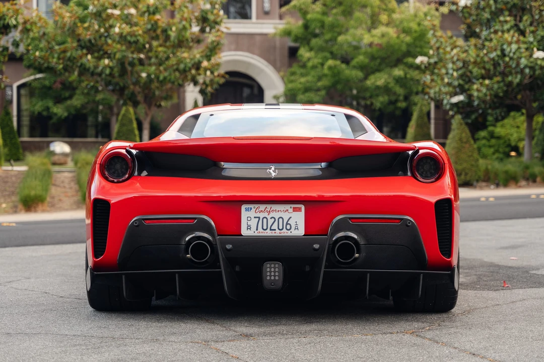 2020 Ferrari 488 Pista - Image 24 of 31