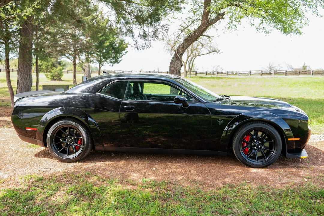 2022 Dodge Challenger SRT Hellcat 3rd Gen - Image 5 of 31