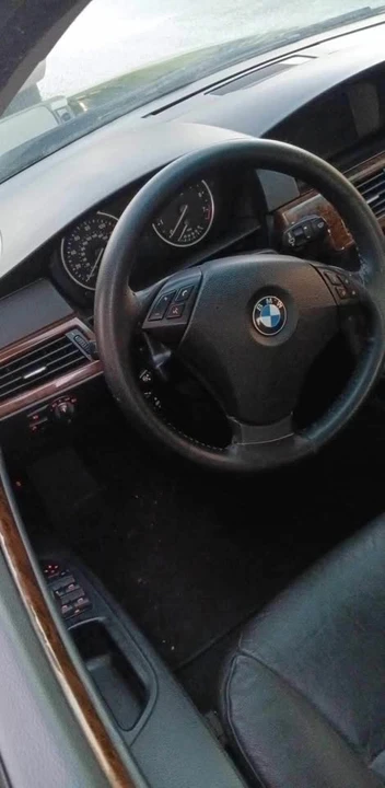 2008 BMW E60 5 Series Sedan - Image 5 of 5