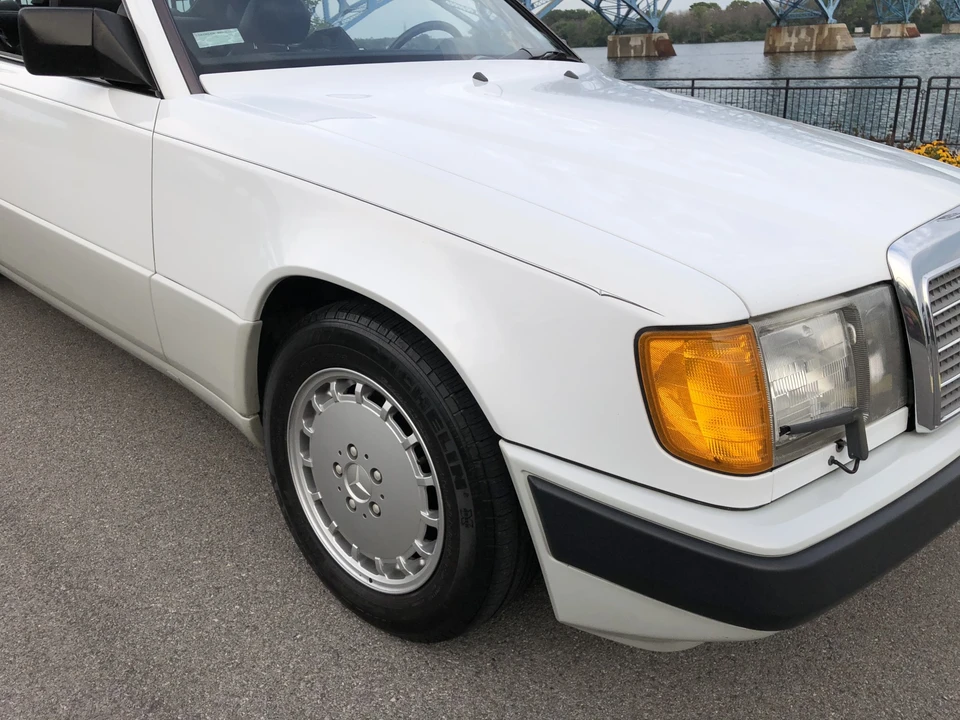 1989 Mercedes-Benz W124 E-Class - Image 23 of 31