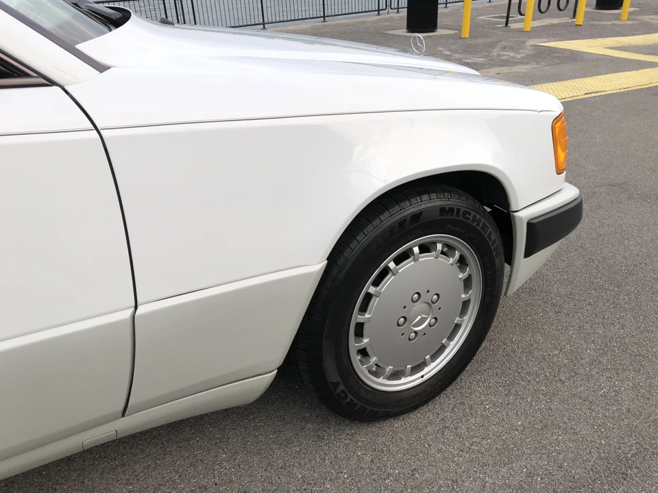 1989 Mercedes-Benz W124 E-Class - Image 28 of 31
