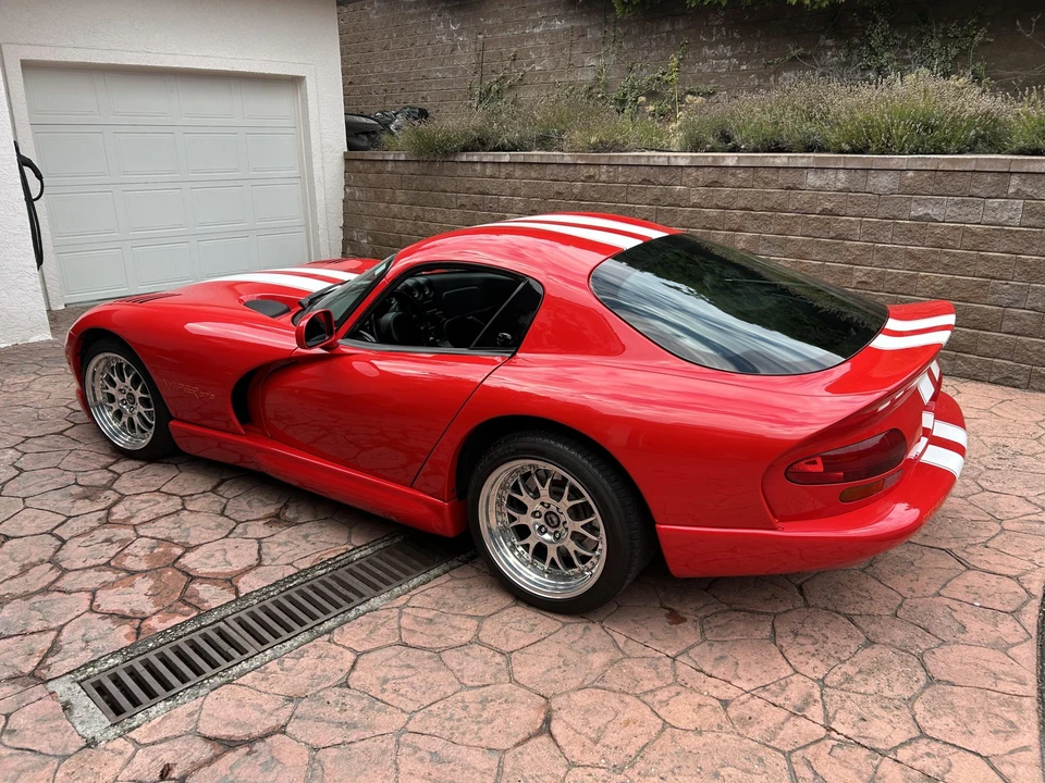 1998 Dodge Viper GTS 2nd Gen - Image 30 of 31