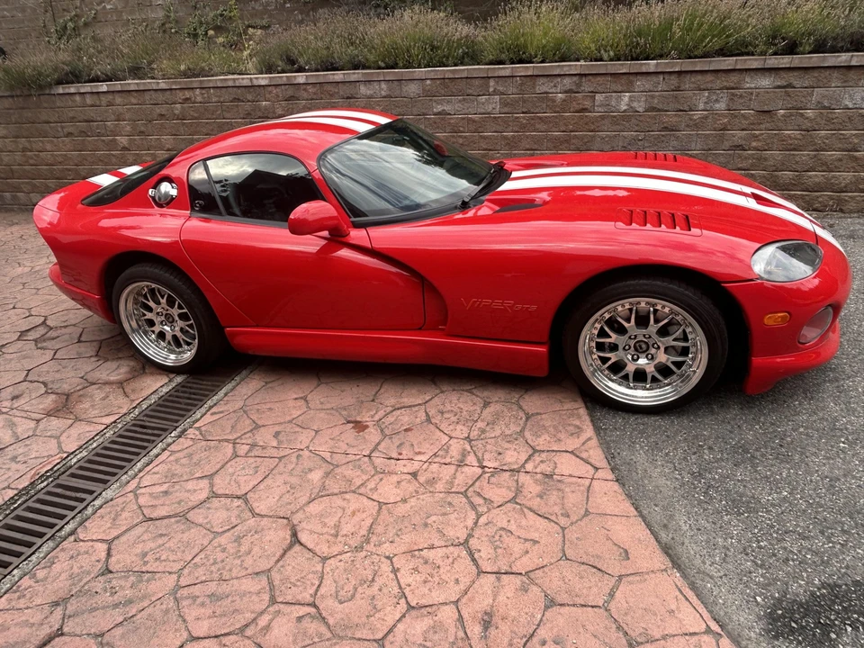 1998 Dodge Viper GTS 2nd Gen - Image 13 of 31