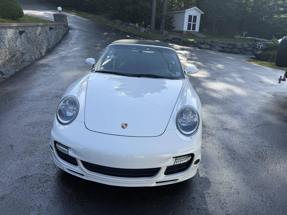 2009 Porsche 997 Turbo - Image 10 of 31