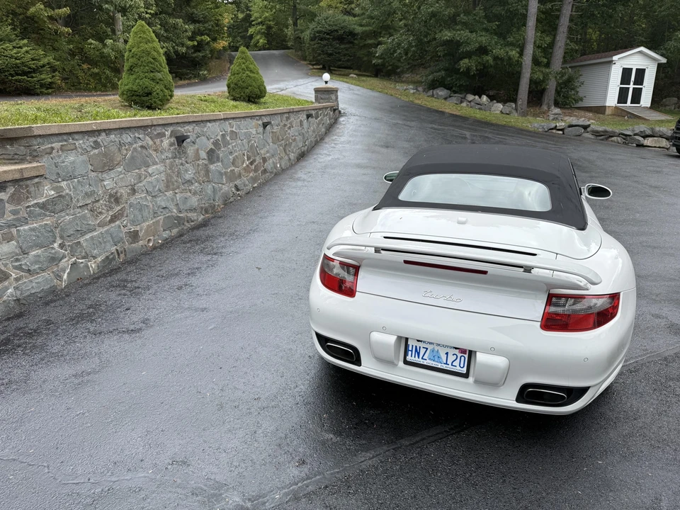 2009 Porsche 997 Turbo - Image 16 of 31