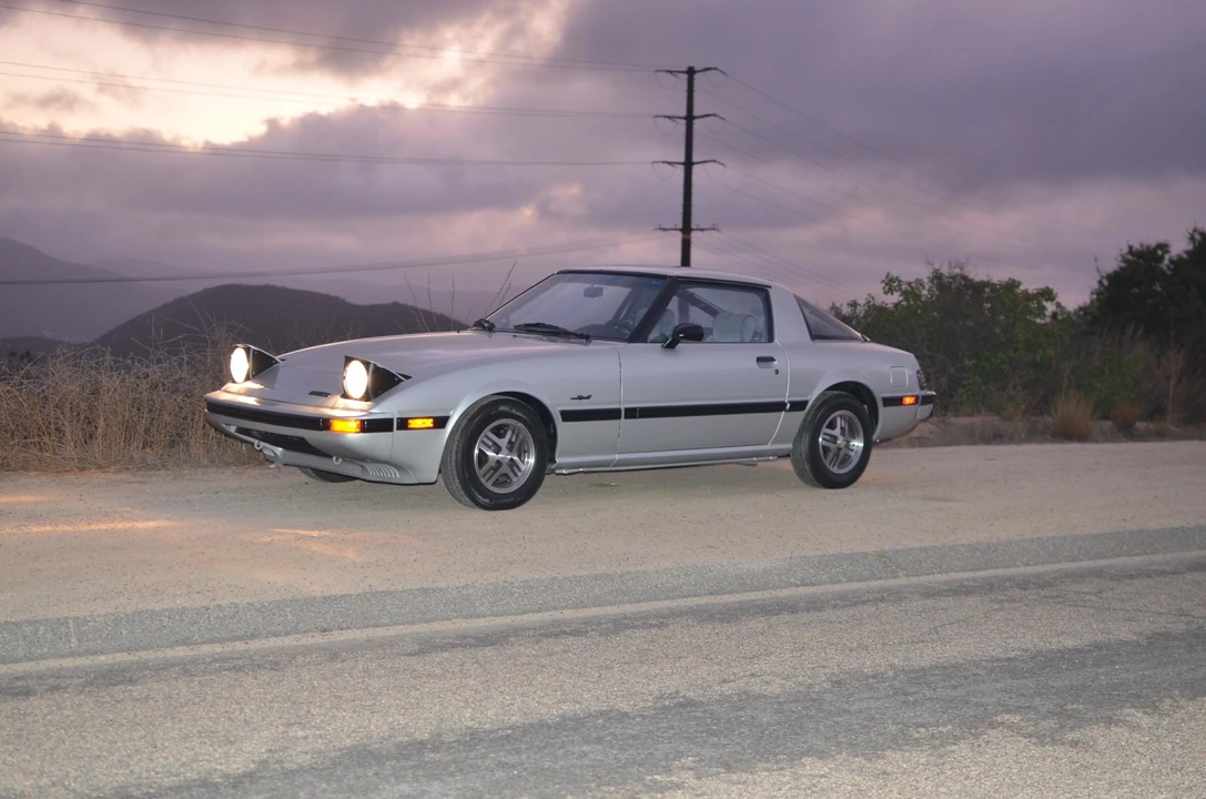 1985 Mazda RX-7 SA & FB - Image 3 of 31