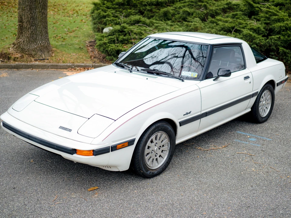 1985 Mazda RX-7 SA & FB - Image 7 of 31