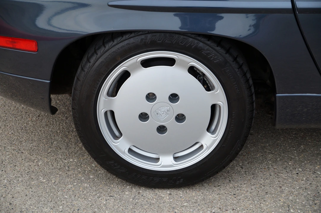 1987 Porsche 928 S4 - Image 30 of 31