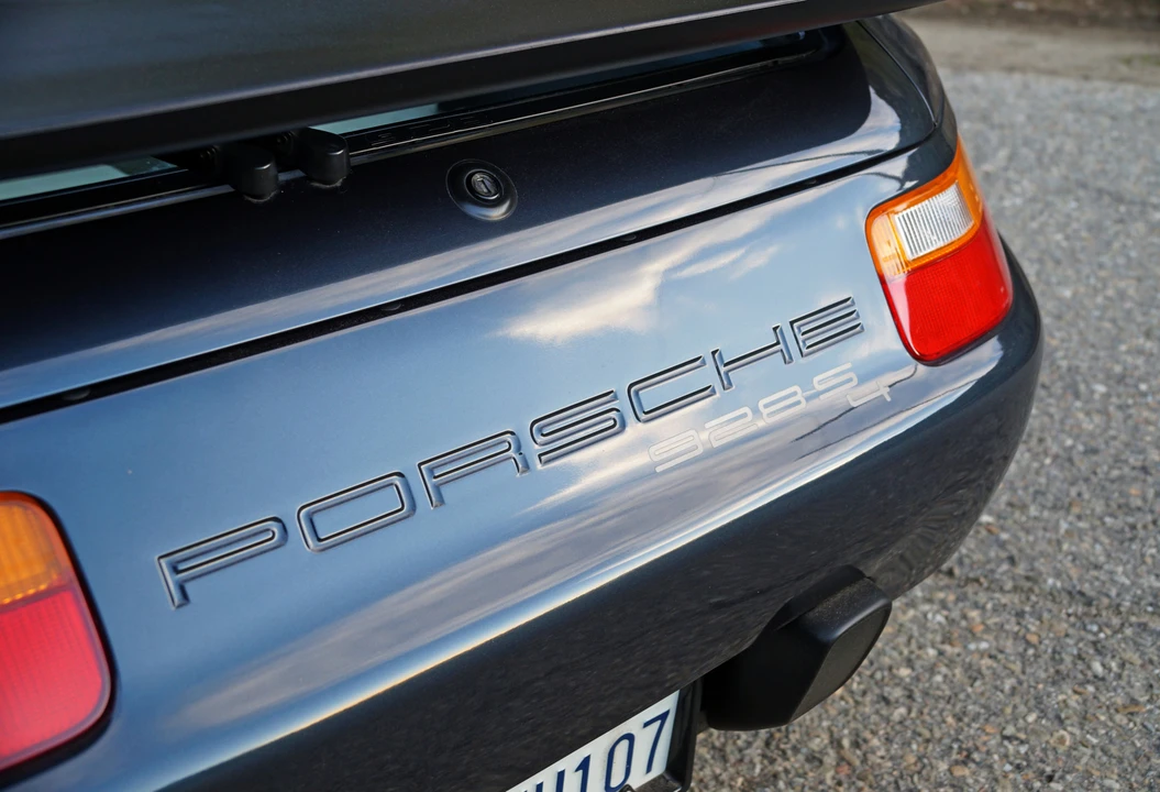 1987 Porsche 928 S4 - Image 19 of 31